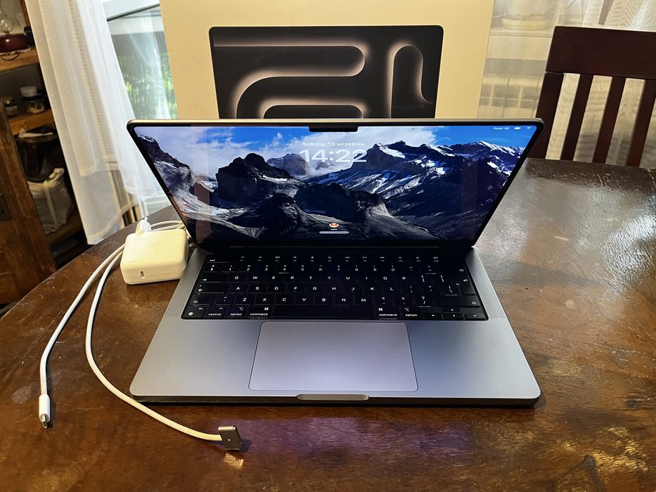 Apple MacBook Pro14 M3 8-core CPU+10-core GPU/16GB RAM/1TB SSD faktura