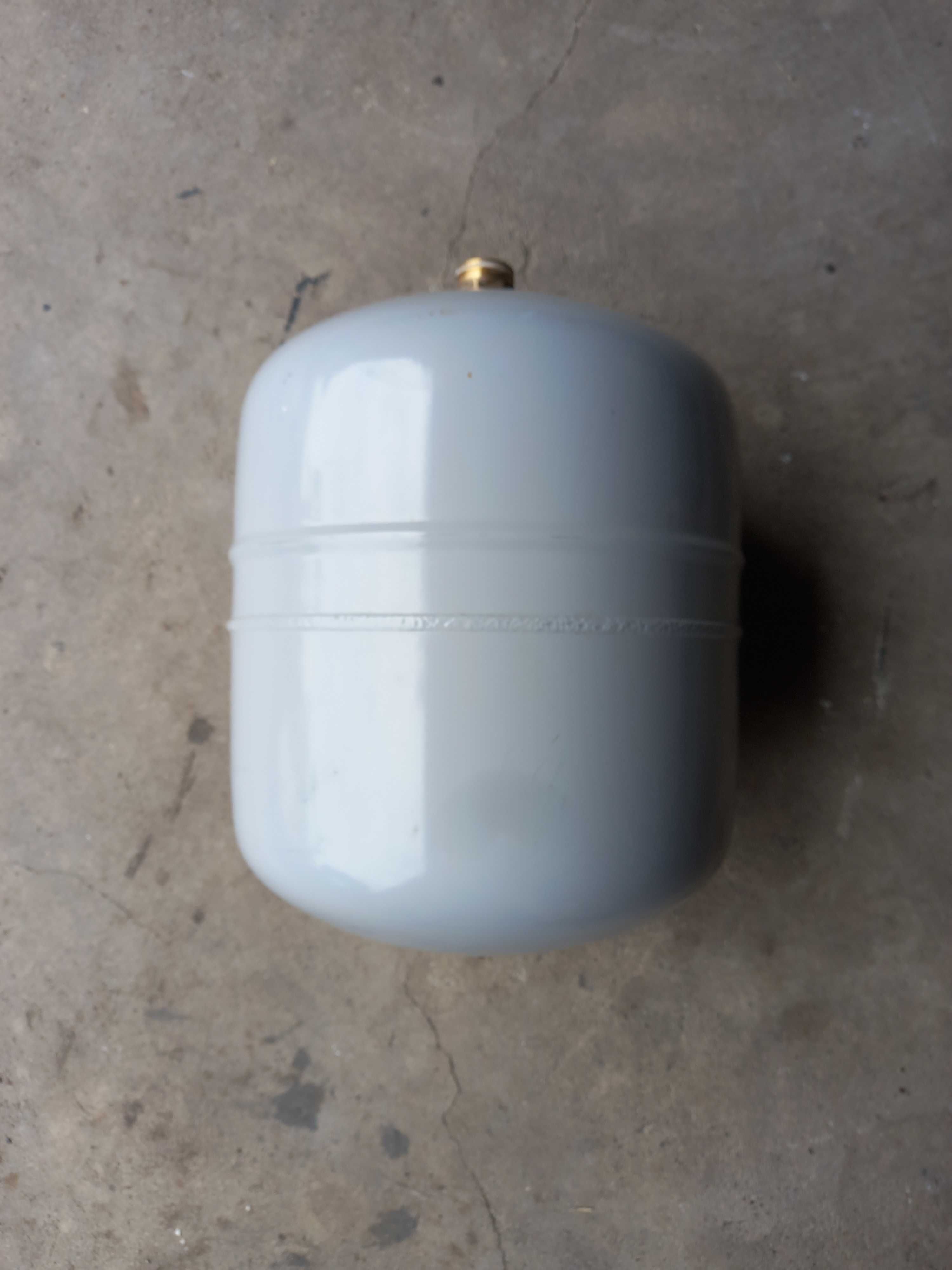 Przeponowe naczynie  Riflex NG18L