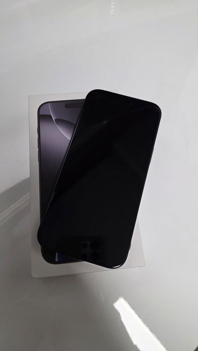 Iphone 16 pro max na gwarancji