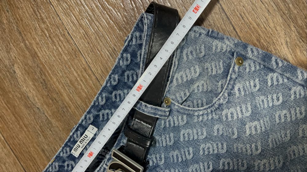 Продам  комплект миу миу
