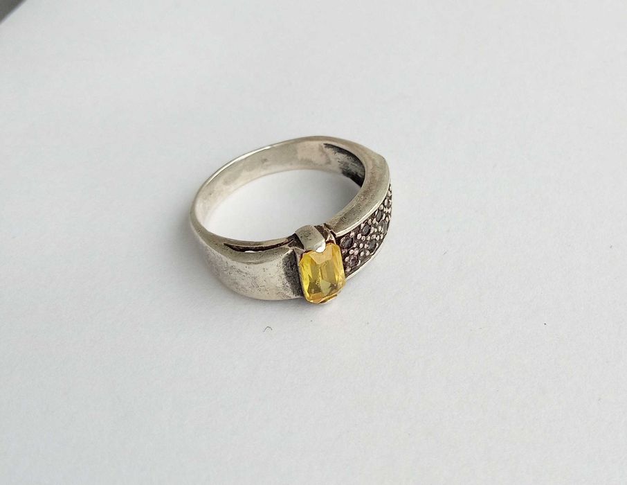 Вінтажне кольцо з жовтим каменем Срібло 925 проба, вінтаж