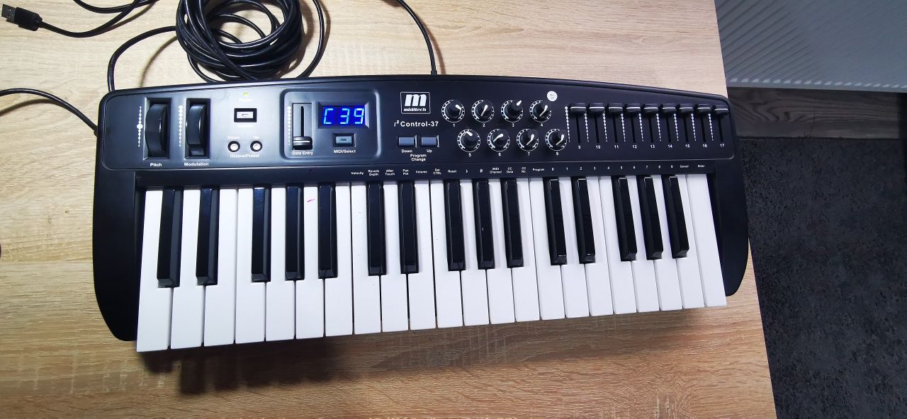 Klawiatura midi do FL studio miditech