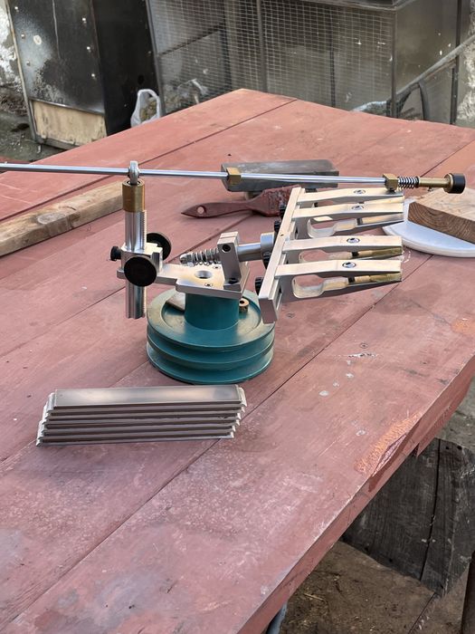 Точилка для ножей