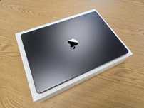 Macbook Pro 16 M4 Pro, 24 GB, 1TB, gwiezdna czerń.
