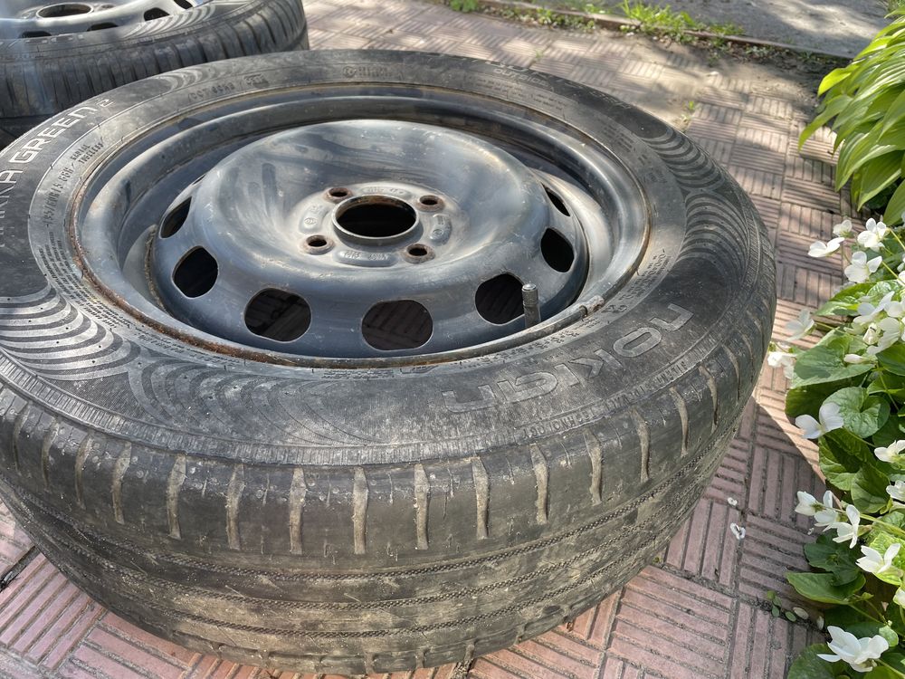 Nokian 195/65 R15