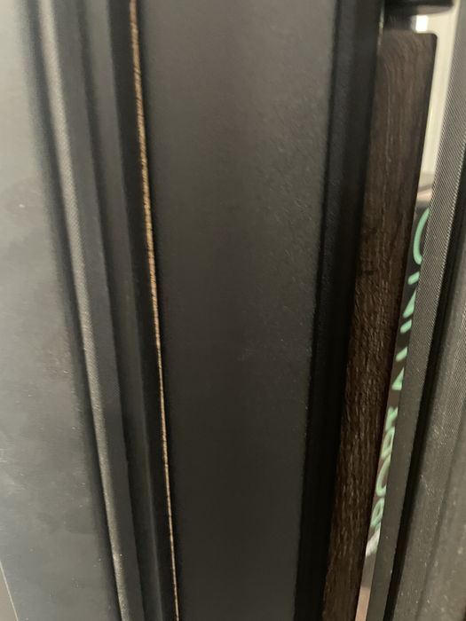 Двері розпродаж великі знижки