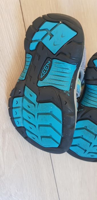 Sandały dziecięce  KEEN r. 24