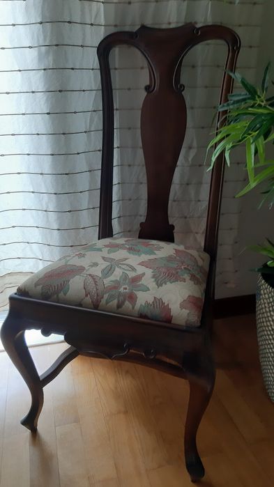 Cadeira Elegante Madeira