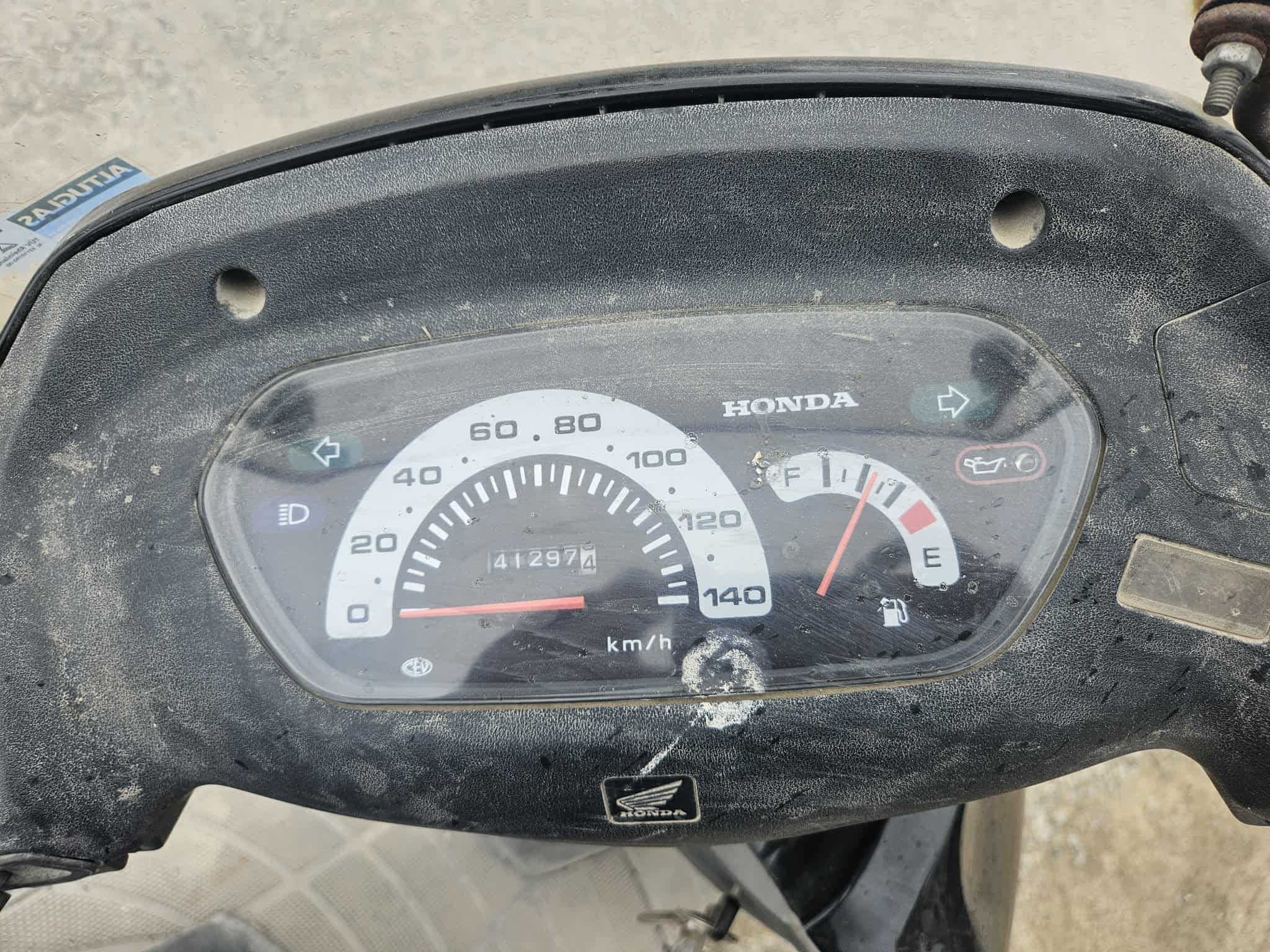 Skuter Honda H100