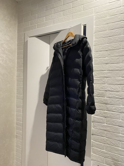 Пуховик жіночий