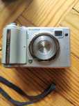 Máquina fotográfica Fujifilm.