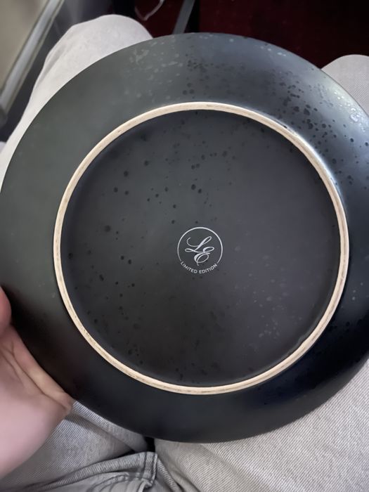 Тарілка столова чорна