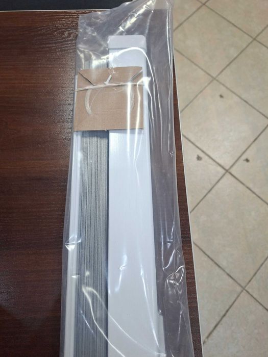 Żaluzje wewnętrzne VENUS 16 MM