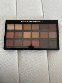 Paleta cieni do powiek Revolution pro Regeneration mirage