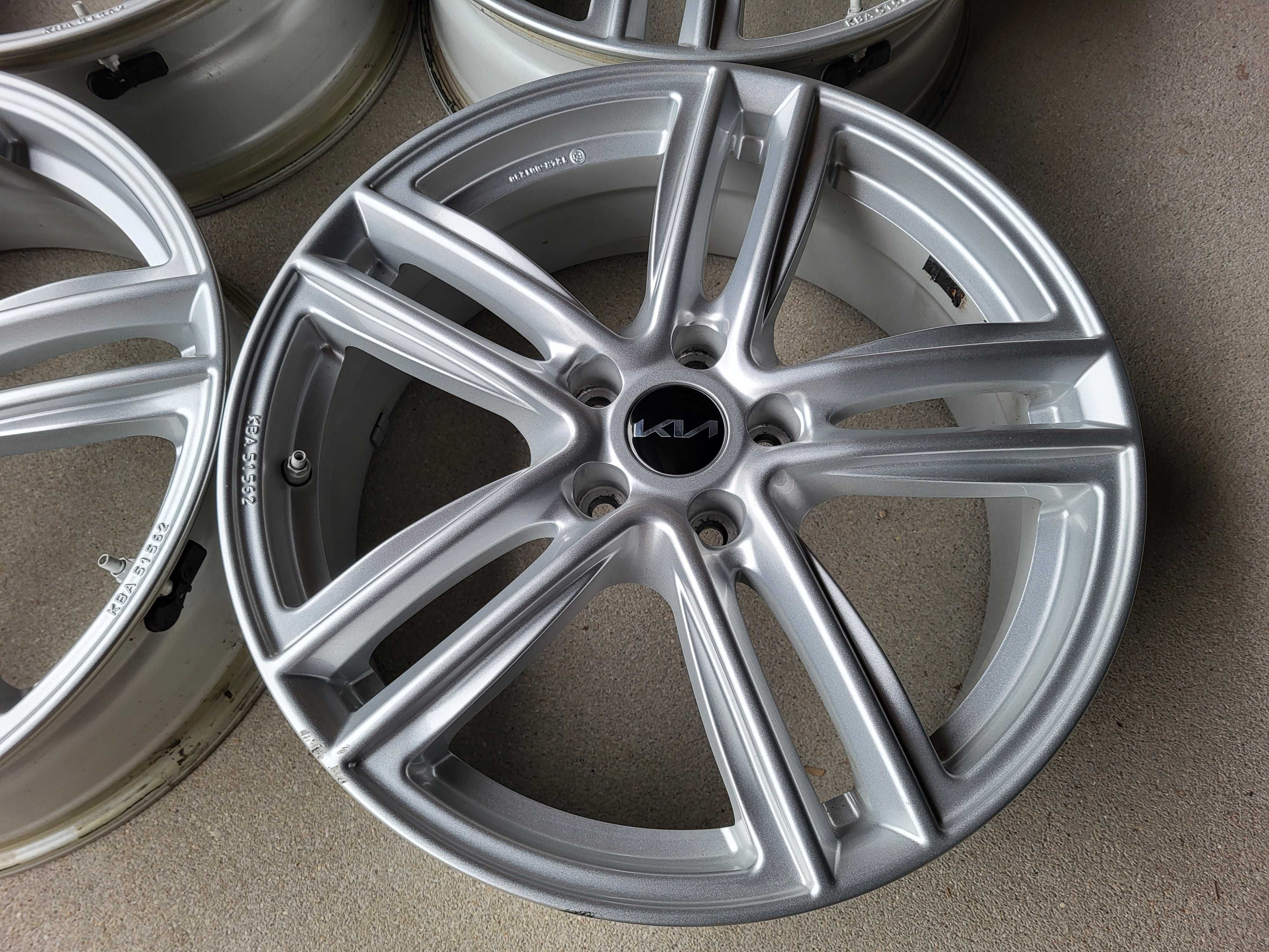[694] Felgi aluminiowe 19 Cali 5x114,3 7,5J ET40 Kia + Czujniki GRATIS