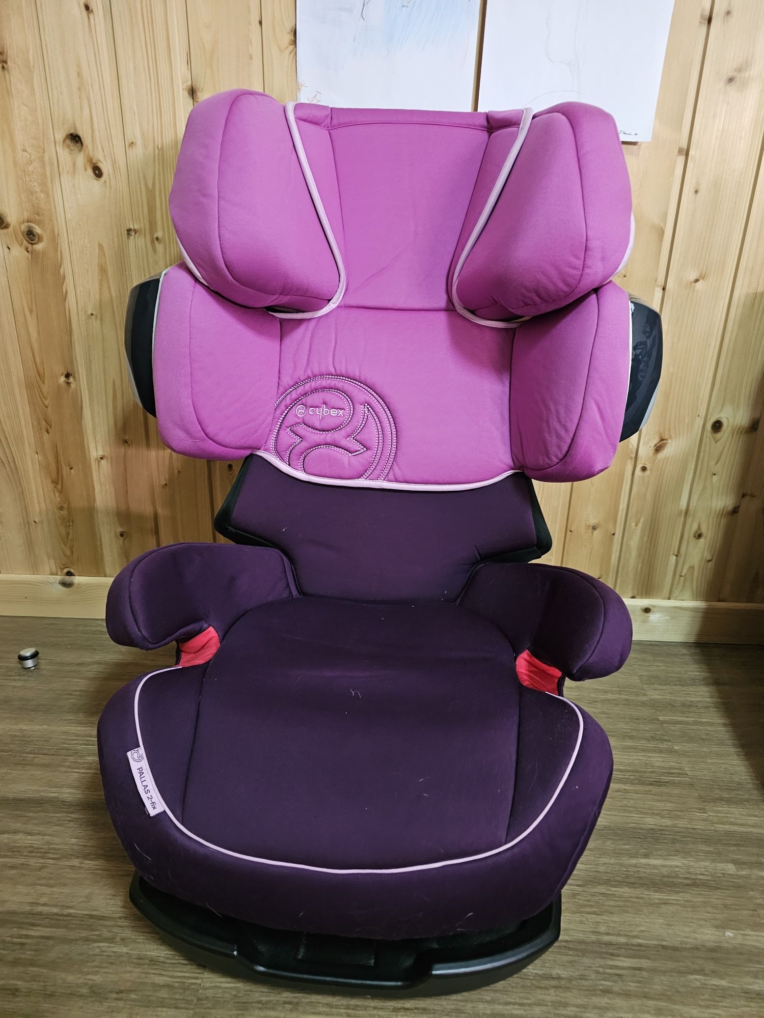 CCadeira auto CYBEX rosa e roxa Pallas 2-fix