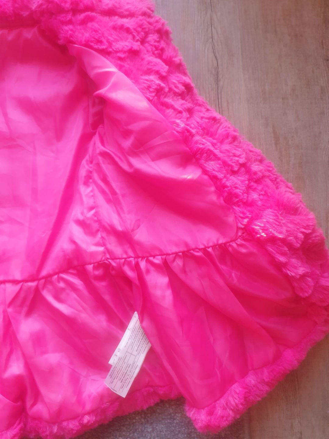 Śliczne futerko różowe jak nowe rozm 86 92 Juicy Couture