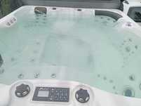 Jacuzzi ogrodowe całoroczne balia ponad 100 dysz