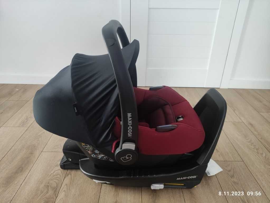 Sprzedam Fotelik Maxi Cosi Tinca + baza maxi-cosi family fix 2