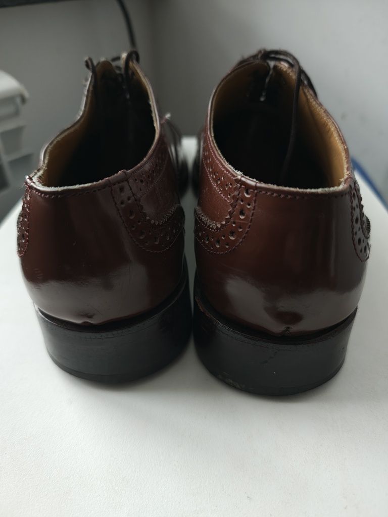 Piękne buty loake Samuel Windsor 41
