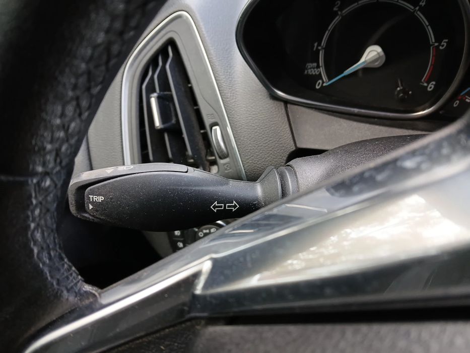 Conjunto / manetes de luzes e limpa vidros FORD B-Max (JK)