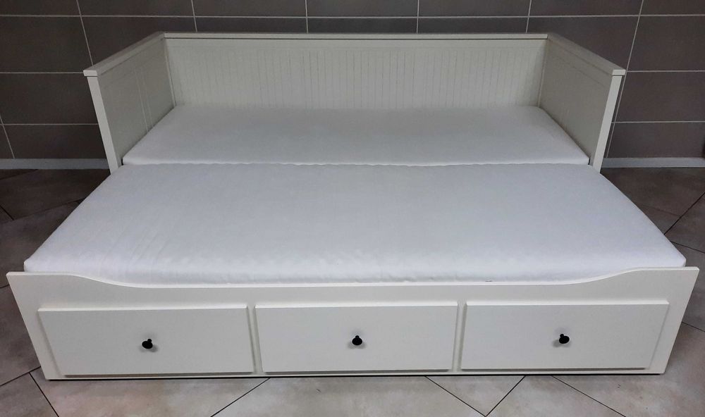 Łóżko leżanka IKEA HEMNES + 2 materace