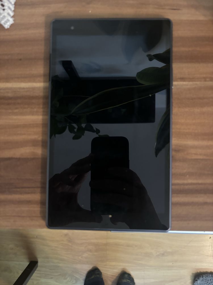 Lenovo tab4 8 plusbardzo dobrym stanie