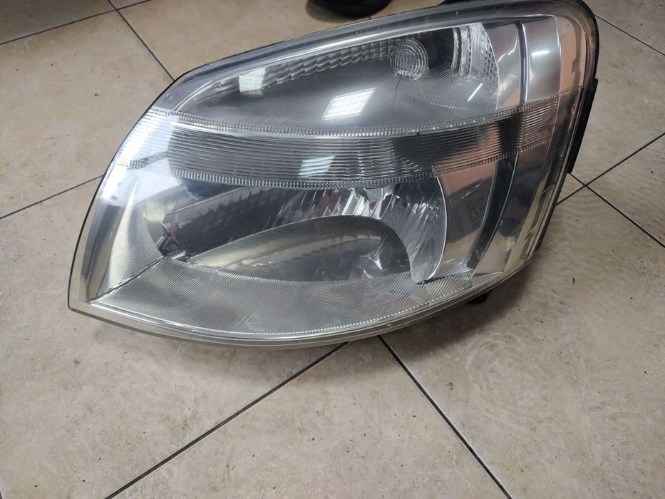 CITROEN BERLINGO II LAMPA PRZÓD LEWA