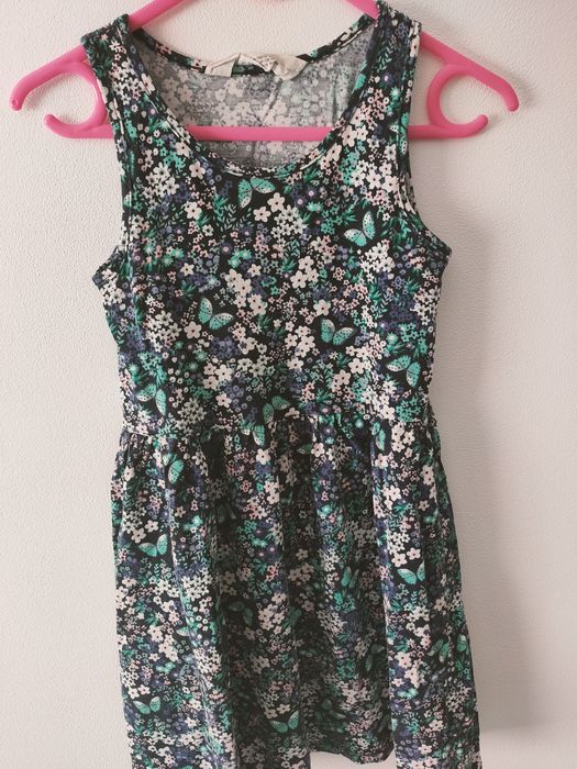 Sukienka w kwiatki H&M 110/116