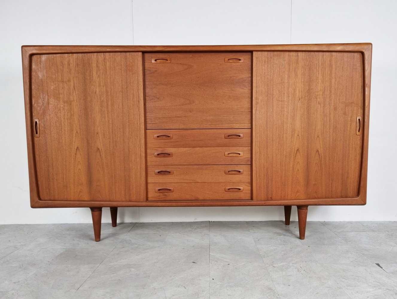 Highboard teakowy vintage HP Hansen, lata 60.