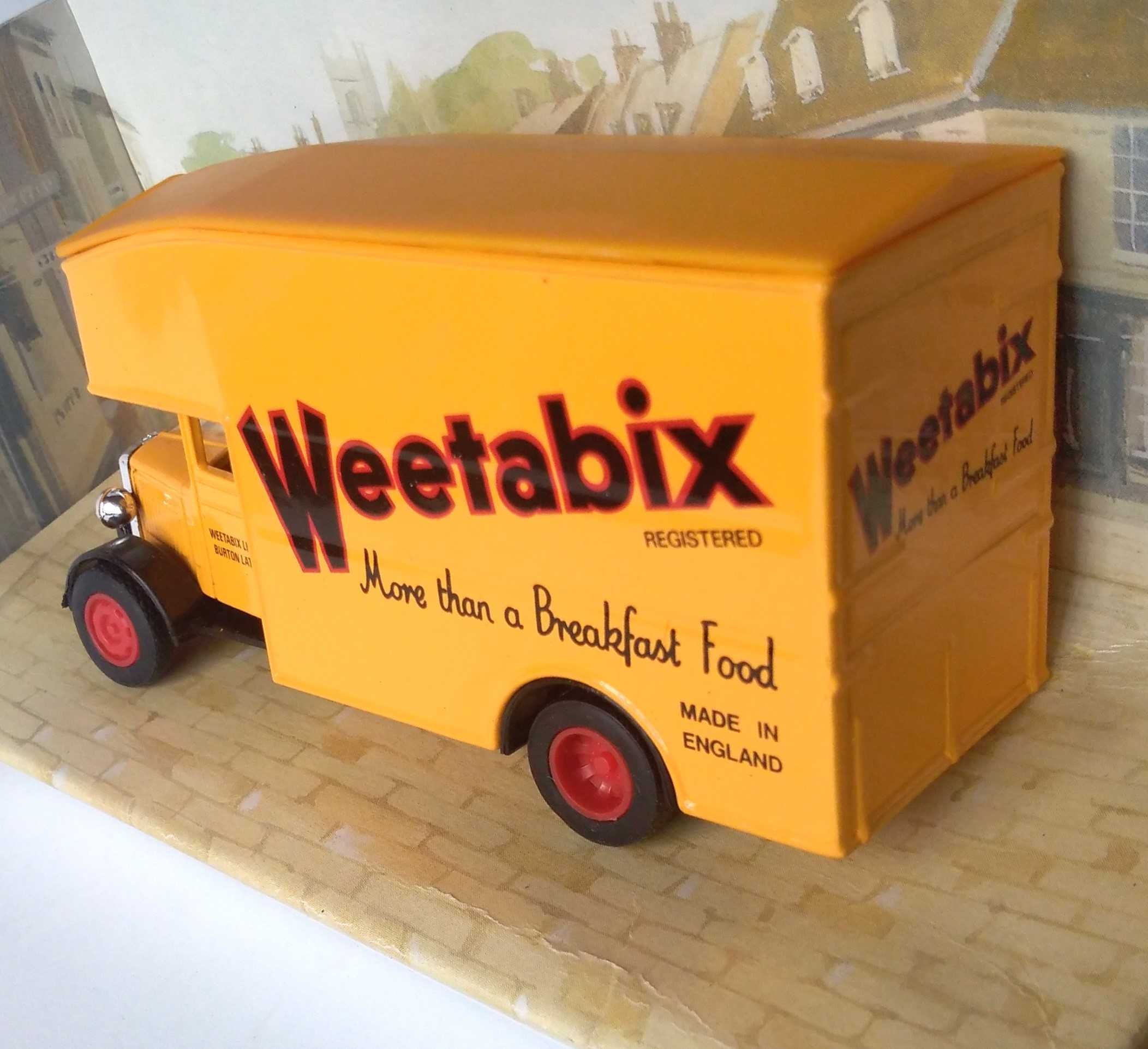 Morris Courrier com publicidade + Weetabix