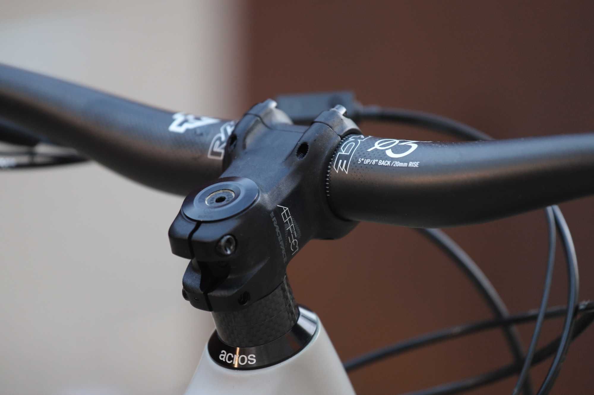 e-Bike ORBEA Rise H10 em estado impecável (bateria 540Wh) - tam. M