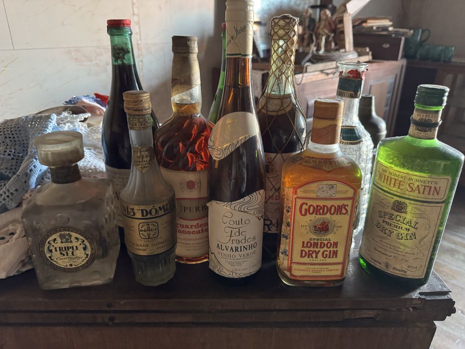 Lote garrafas antigas