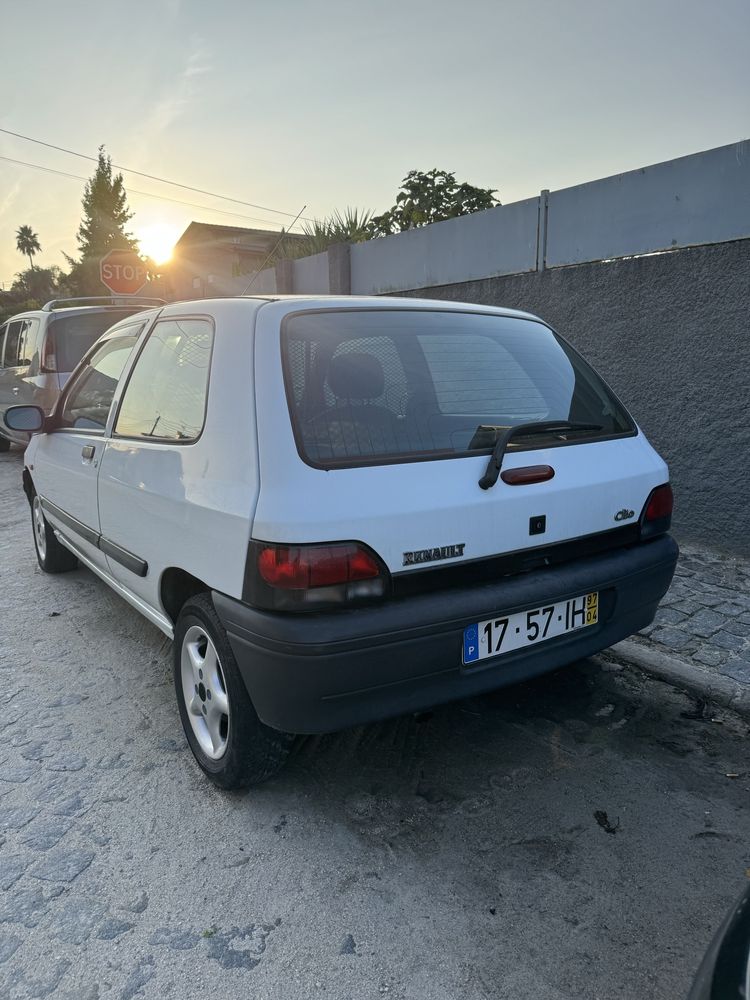 Renault Clio 1.9 Diesel