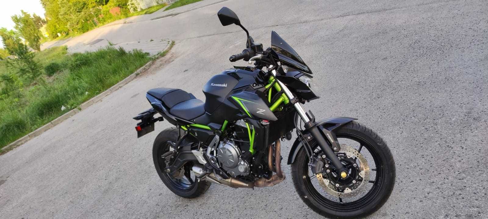 Kawasaki Z650 ABS. 2018r. 13k km. Nowy kufer Centralny na dwa kaski