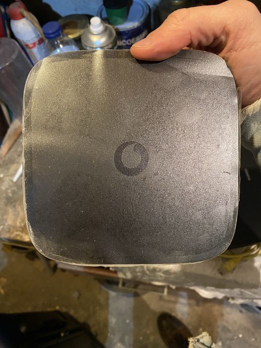 Vendo VTV c/ comando e router Huawei