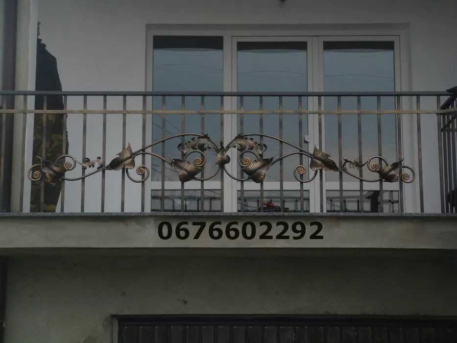 Металеві перила,