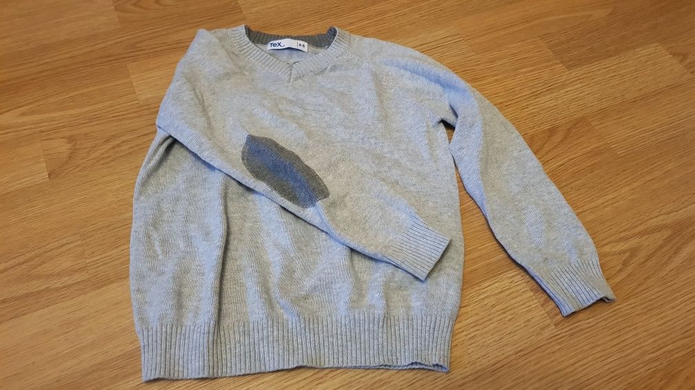 Elegancki sweter chłopięcy rozmiar 110