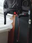 Treadmill Fitfiu M200 com Tapete de Chão – Excelente Estado!