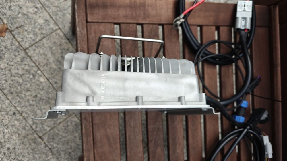 Ładowarka do akumulatorów ePropulsion E Series 48V