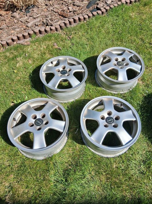 Sprzedam felgi aluminiowa do astry h 16