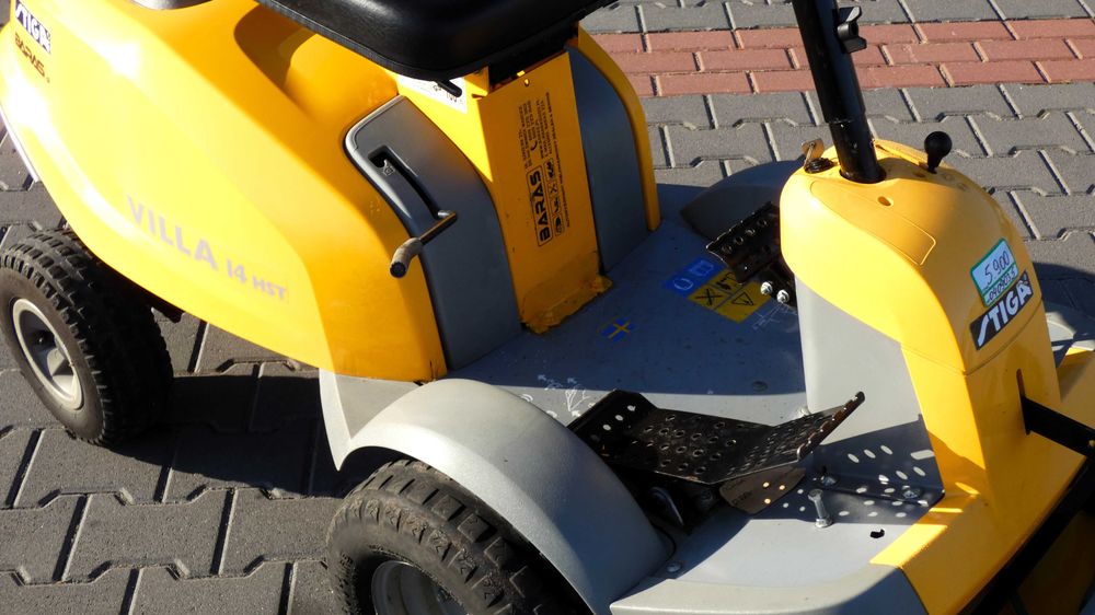 Traktorek kosiarka Stiga Villa Briggs&Stratton (040903.5) - Baras