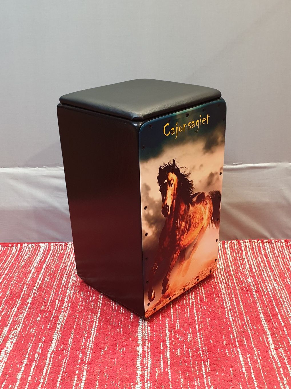 Cajon flamenco artesanal 30x50x30  cordas