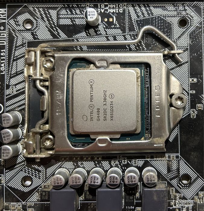 Процесор INTEL PENTIUM G4400