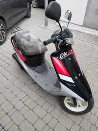 Продаю скутер Honda DIO 18