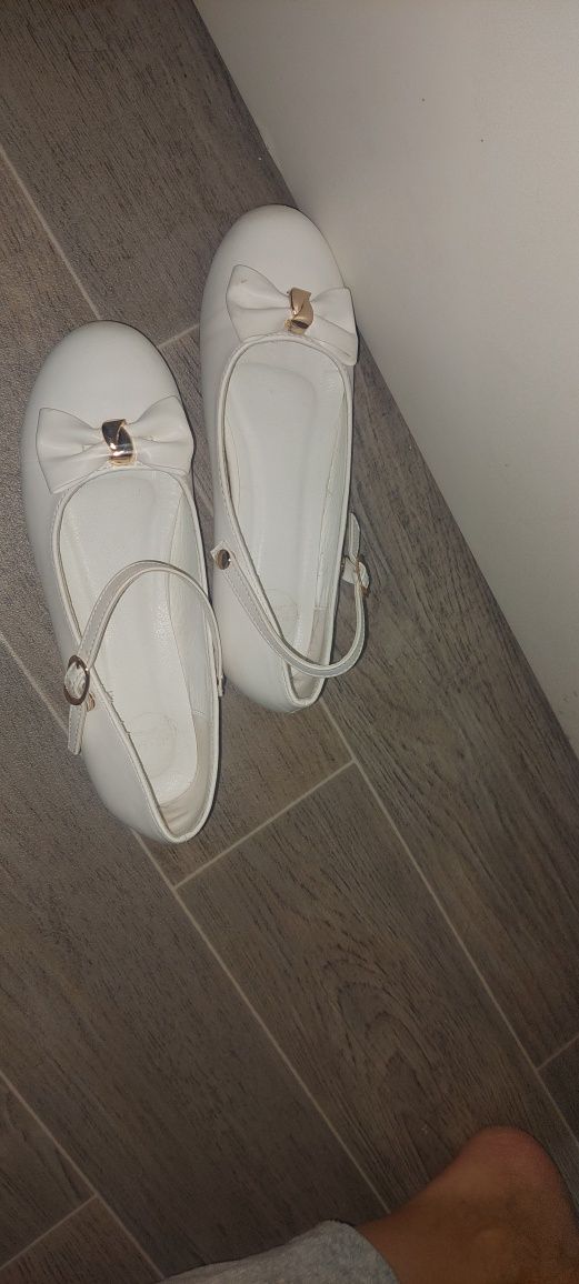 Buty na komunie lub inna okazję 37 i 38
