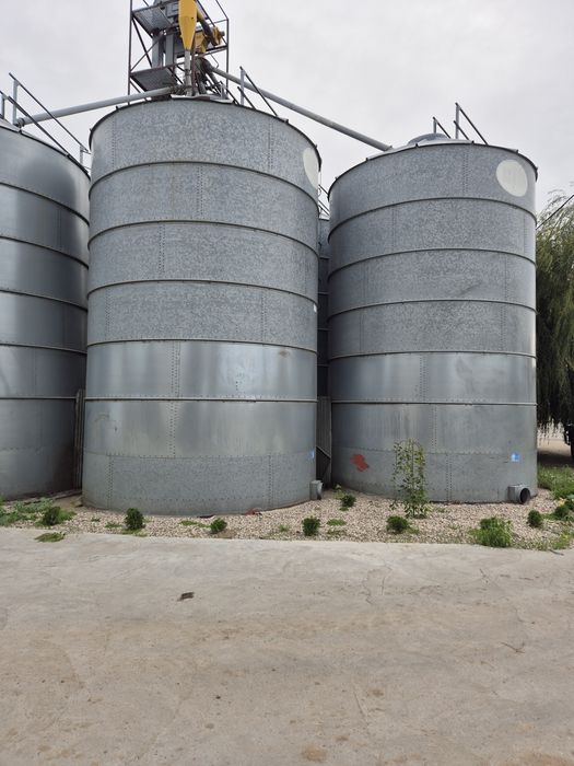 Silos zbożowy bin 80