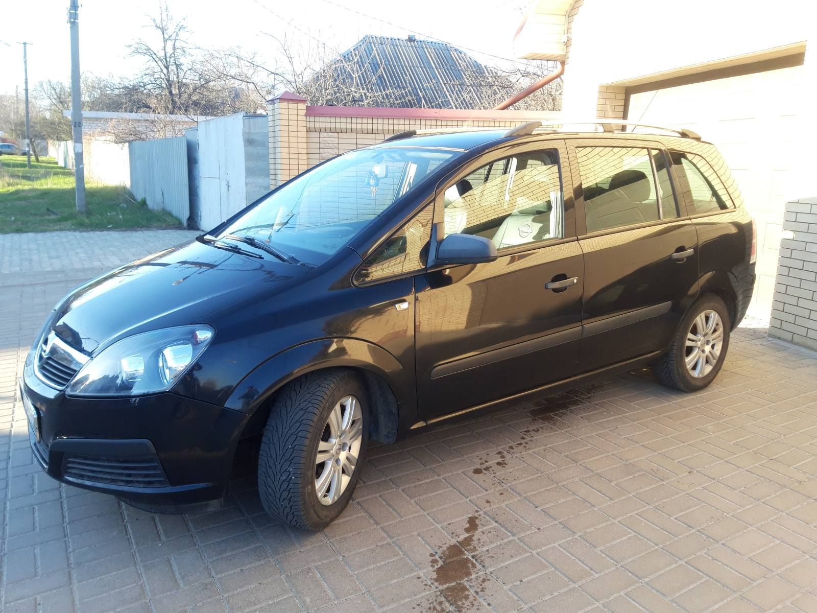 Продам Opel Zafira 1.6 газ/бензин