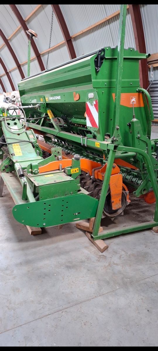 Agregat uprawowy siewny amazone ad400 rok 2018
