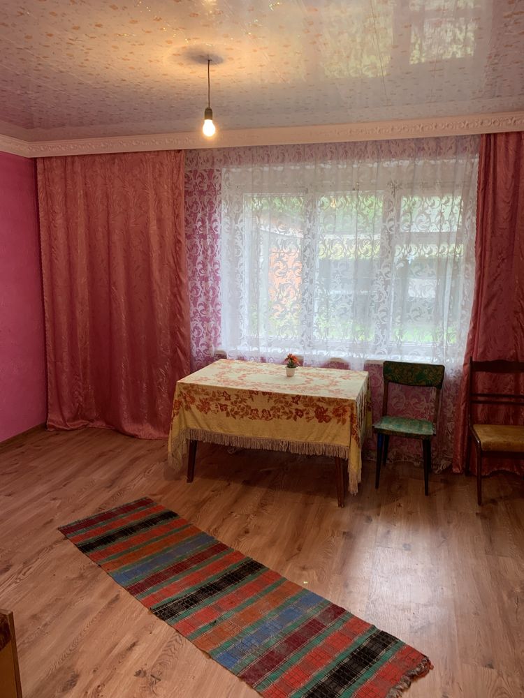Бʼюджетна квартира в Глибоці